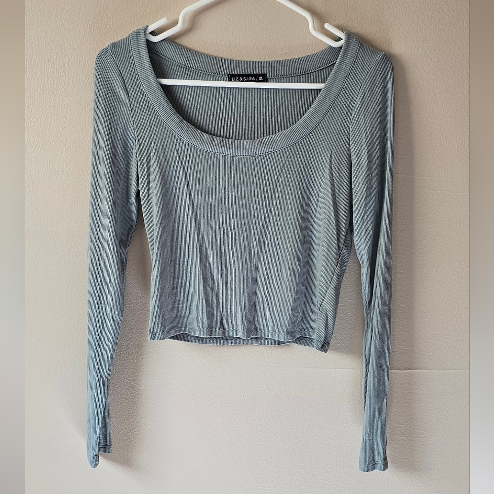 Liz & Sara Size XL Long Sleeve Ribbed Crop Top